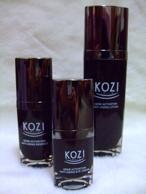 【試用】KOZI 活妍肌因化妝水×眼霜×精華液
