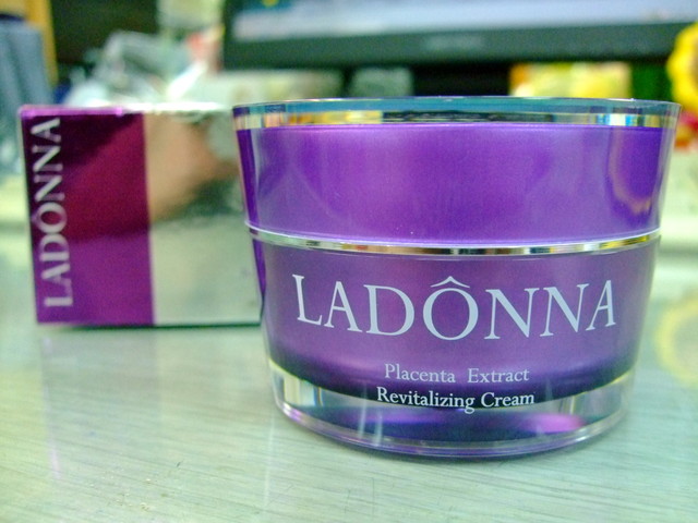 台灣農林LADONNA．賦活青春胎盤極緻精粹霜